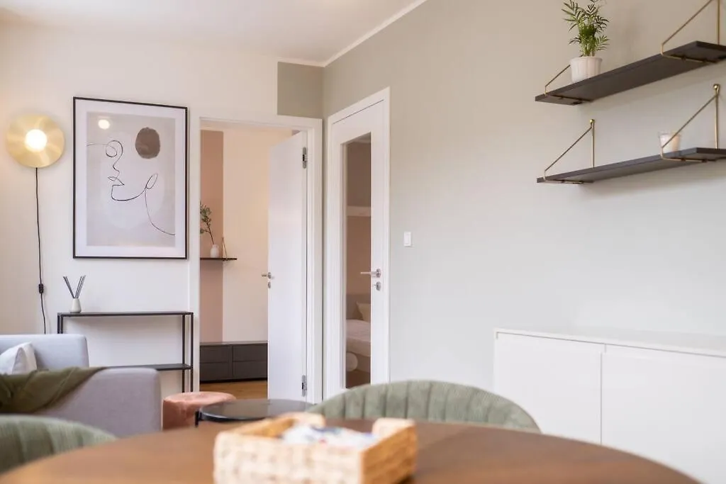 Charming Apartment For Two In Uptown Prague