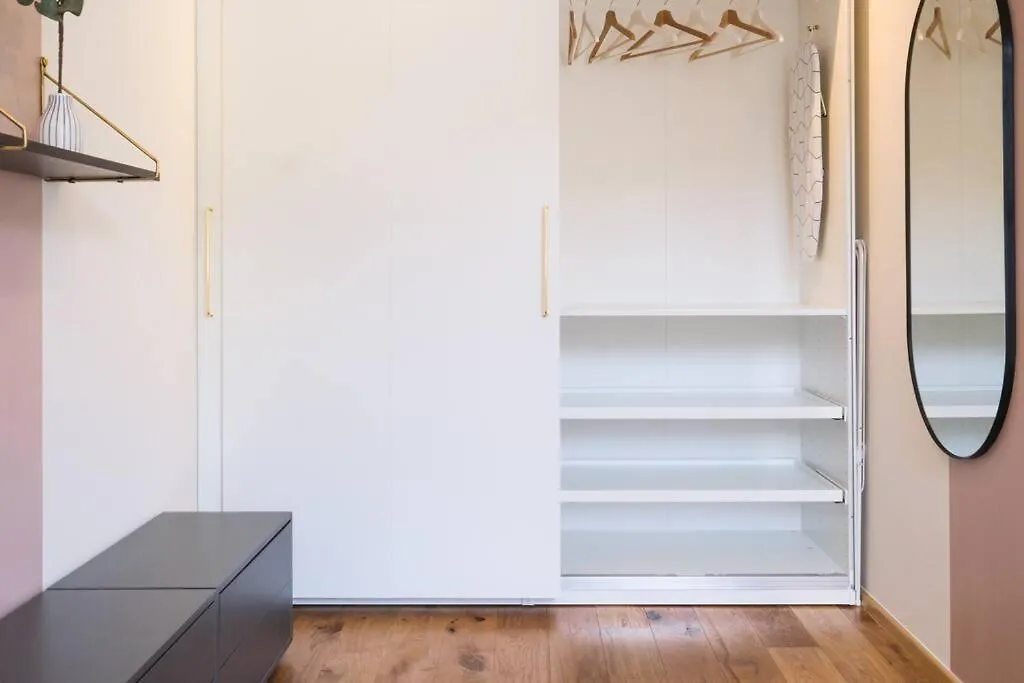 Charming Apartment For Two In Uptown Prague